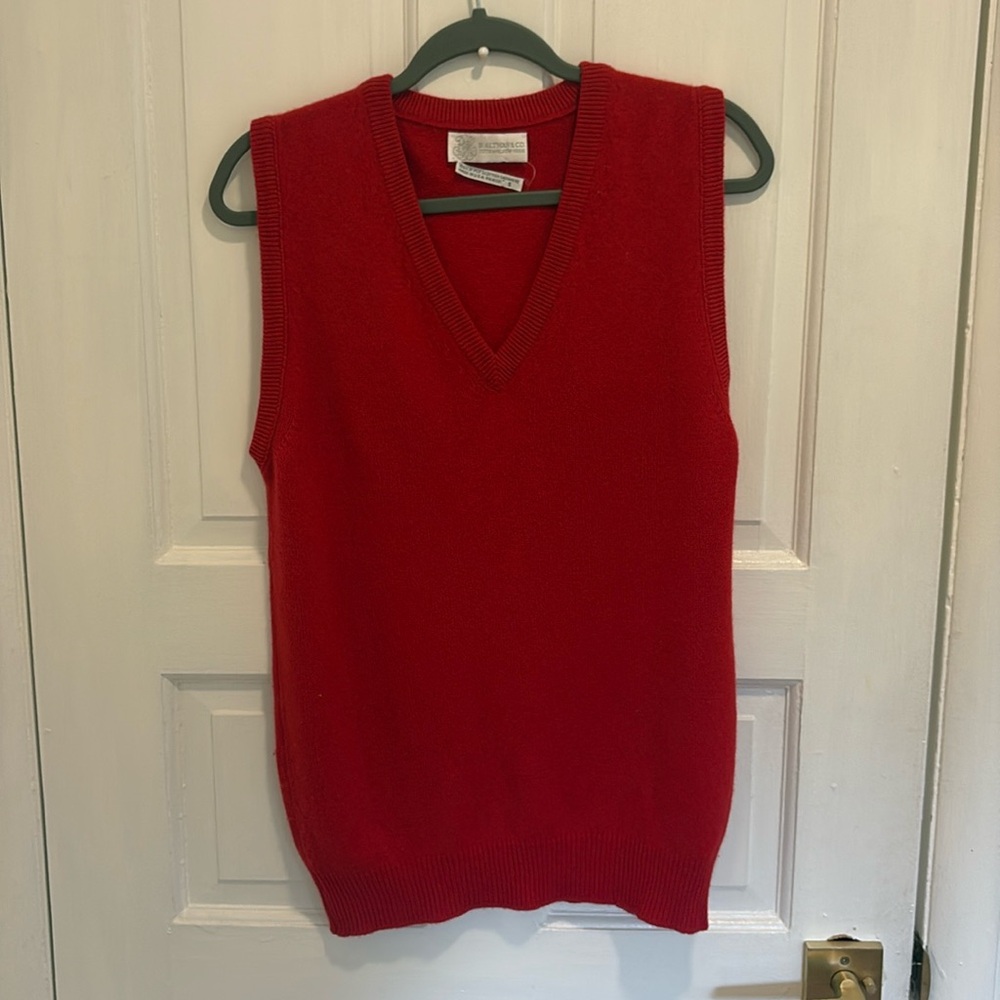 B. ALTMAN & CO Scottish cashmere vest made in USA vintage New York